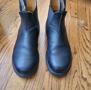 Blundstone boots, 558, size 6AUS, M7, W9